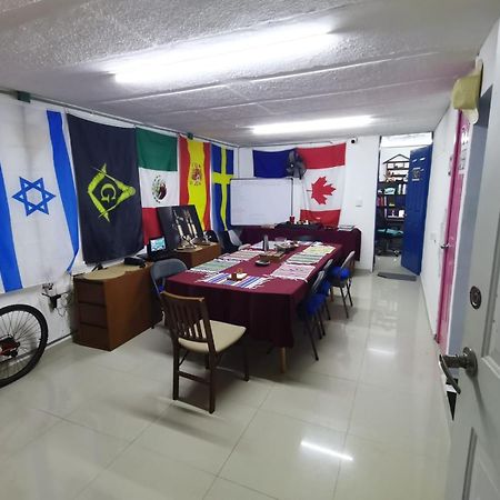 777 Lenderman Hostal 777 Канкун Екстер'єр фото